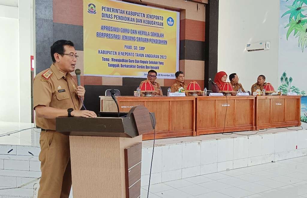 Ukur Kemampuan Kompetensi, Pemkab Jeneponto Gelar Kegiatan Apresiasi Guru dan Kepala Sekolah, Hadiahnya Umroh
