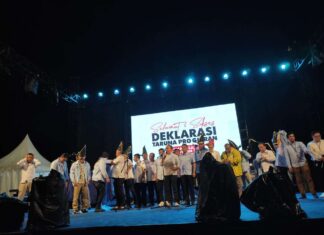 Gibran Saksikan Langsung Deklarasi Taruna Pro Gibran di Makassar