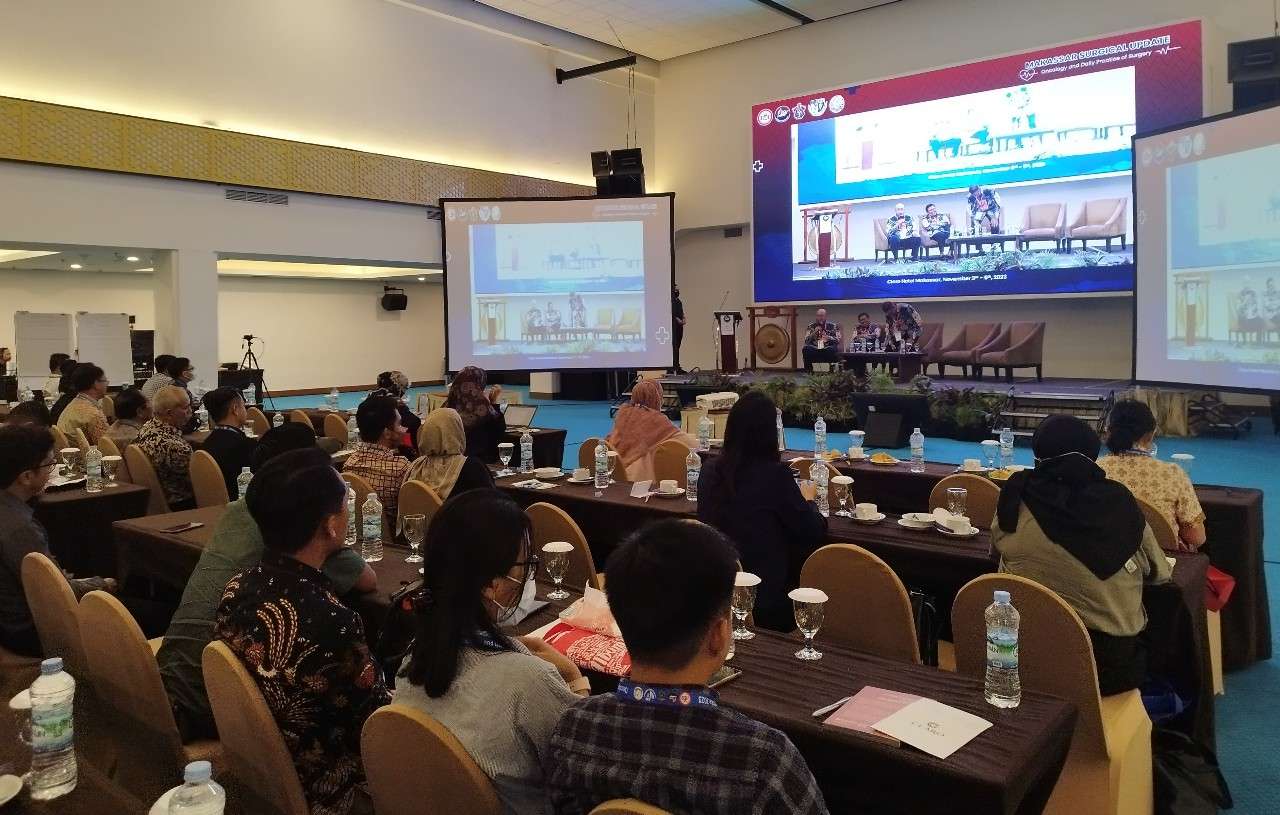 Departemen Ilmu Bedah Unhas Gelar Makassar Surgical Update 2023 Sekaligus Temu Alumni