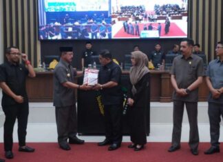 Pemerintah Kabupaten Gowa Serahkan Ranperda APBD Tahun 2024