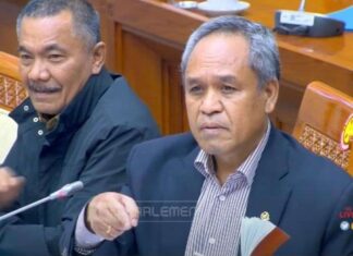 Benny K Harman Usir Wamenkum HAM dari Rapat Kerja
