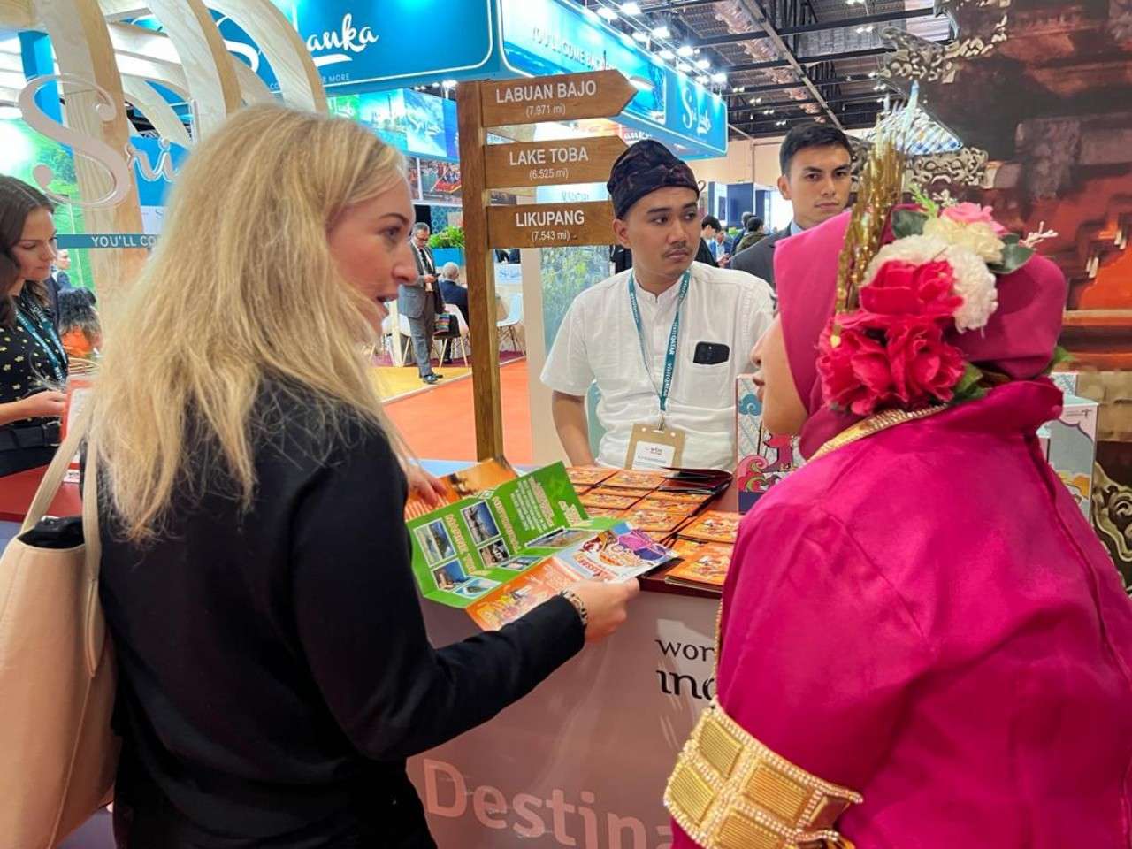 Dispar Kota Makassar Promosikan Sejumlah Potensi Pariwisata di WTM London 2023