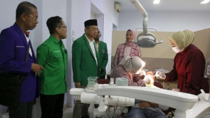 Bulan Kesehatan Gigi Nasional 2023 Berikan Perawatan Gigi Gratis di UMI Makassar bulan kesehatan gigi nasional 2023