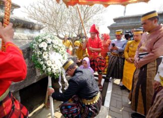 Hargai Jasa Pahlawan, Pemkab Gowa Lakukan Ziarah Makam