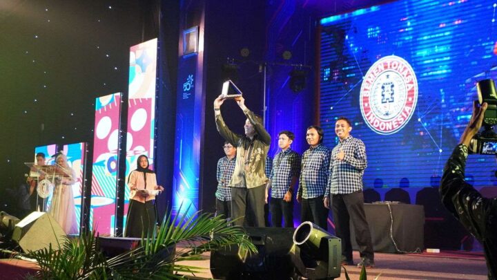 HUT ke-55, Performa Semen Tonasa Tumbuh Positif dan Diganjar Penghargaan Internasional HUT Ke-55