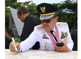 Judas Amir dan 9 Tokoh Terima Penghargaan Tanda Kehormatan Satyalancana Wira Karya dari Presiden