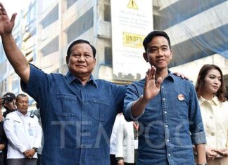 Elektabilitas Prabowo Anjlok Usai Gandeng Gibran, Denny Siregar: Akhirnya Paham Kenapa Mereka Sebar Hoaks