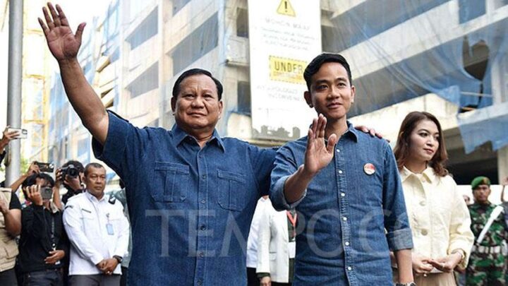 Elektabilitas Prabowo Anjlok Usai Gandeng Gibran, Denny Siregar: Akhirnya Paham Kenapa Mereka Sebar Hoaks elektabilitas prabowo