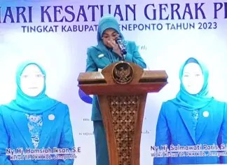 Tangisan Ketua TP PKK Jeneponto Disaat Menyampaikan Sambutan Terakhirnya