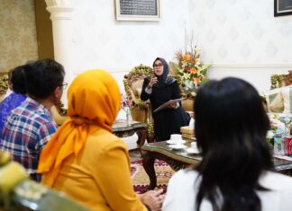 Pemprov Serahkan Berkas Hasil Seleksi Calon Anggota KI Kepada DPRD Sulsel