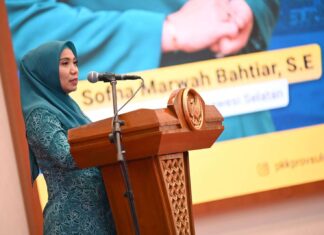 Sofha Marwah Paparkan Pencapaian PKK Sulsel di Hadapan Tim Monev Bidang Penguatan Ketahanan Keluarga