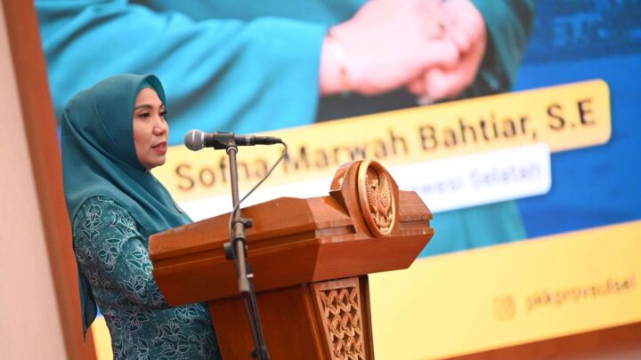 Sofha Marwah Paparkan Pencapaian PKK Sulsel di Hadapan Tim Monev Bidang Penguatan Ketahanan Keluarga Pj Ketua TP PKK Sulsel