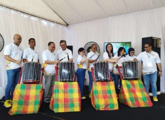 HUT ke-33 Adira Finance