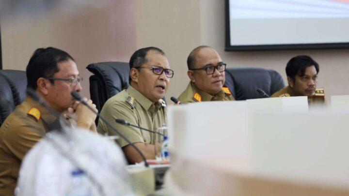 Wali Kota Makassar Evaluasi Kinerja Pejabat: Rapor Merah Ancam Non Job Wali Kota Makassar