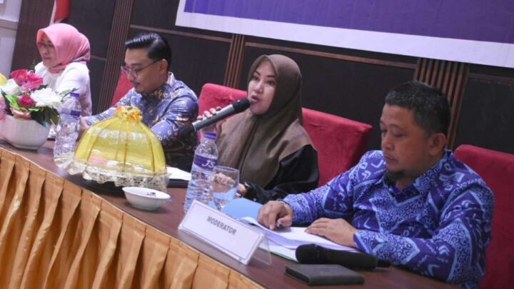 Anggota DPRD Makassar, Fatma Wahyuddin Beri Edukasi ke Warga Soal Pelayanan Kesehatan dprd makassar