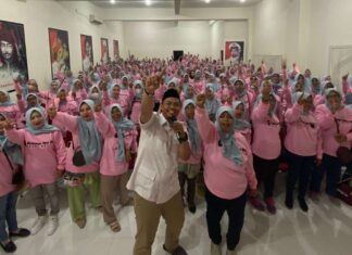 Deklarasikan Relawan Doa Ibu, Anggota DPRD Sulsel Adam Muhammad: Doa Ibuku Lebih Sakti dari Serangan Fajarmu