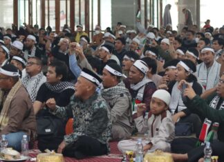 Ribuan Peserta Munajat Bela Palestina di Makassar Serukan Gerakan Julid Fisabilillah