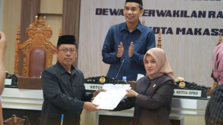 Gelar Sidang Paripurna, DPRD Makassar Sahkan 4 Ranperda dprd makassar