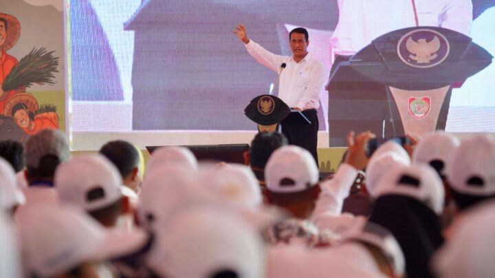 Mentan Amran Gerakkan Penyuluh Cetak Sawah Baru dan Optimasi Lahan Rawa di Kalteng Kementan
