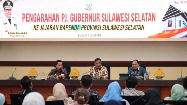 Pj Gubernur Sulsel Motivasi Jajaran Bapenda dan BKAD, Minta Berinovasi Tingkatkan Pendapatan Pemprov Sulsel