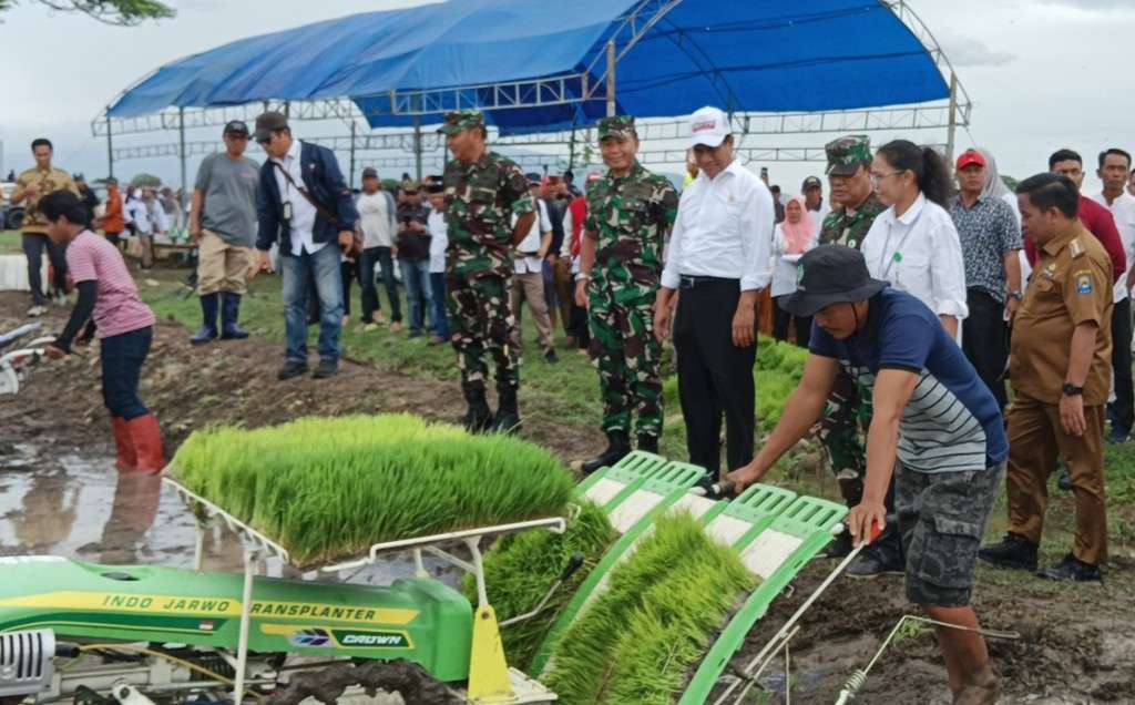 Mentan Andi Amran Sulaiman Mengasah Gerakan Percepatan Penanaman Padi di Jeneponto