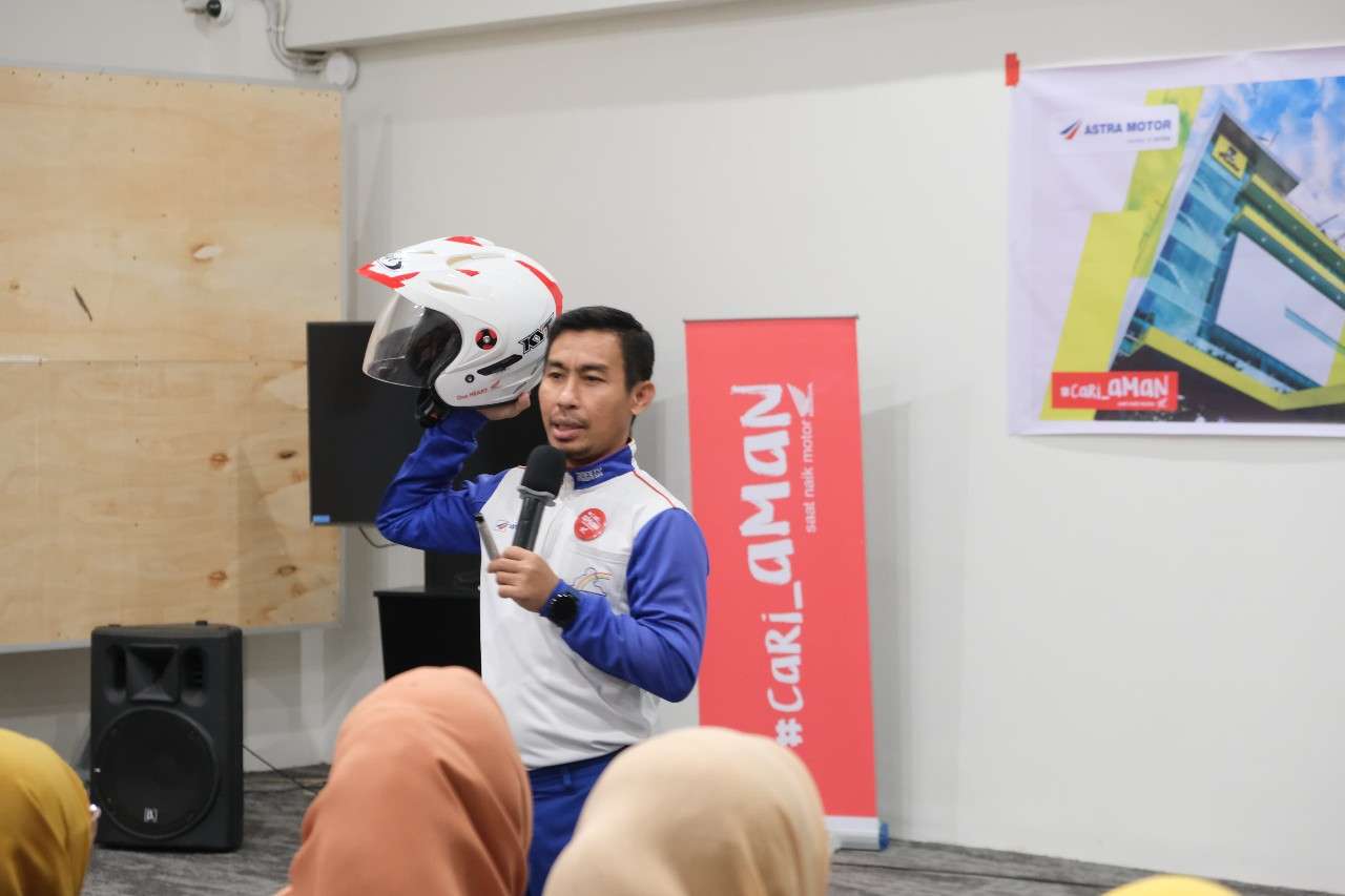 Tumbuhkan Generasi Cari Aman, Astra Motor Sulsel Edukasi “Safety Riding” untuk Karyawan