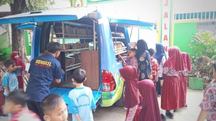 Perpustakaan Keliling Kota Makassar Kini Tawarkan Akses Internet Gratis Perpustakaan Keliling