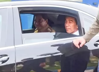 Pj Gubernur Bahtiar Semobil dengan Presiden Jokowi, Laporkan Perkembangan Sulsel