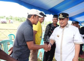Dari Desa ke Desa, Pj Gubernur Sulsel Ajak Petani dan Peternak Manfaatkan Fasilitas KUR
