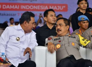 Wakapolri Gelar Bakti Sosial di Sulsel, Bagikan 30 Hadiah Umroh