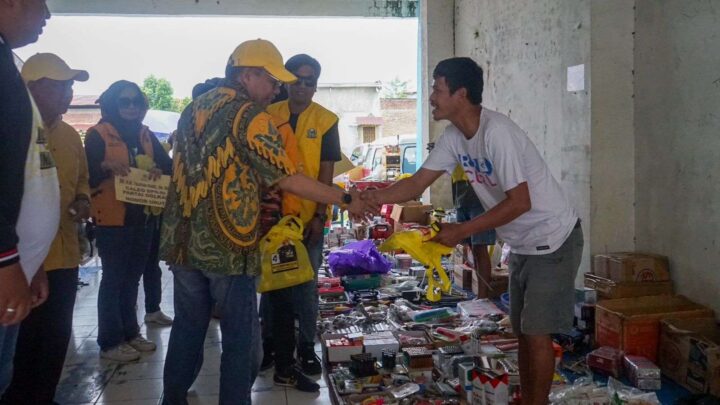 Pasar di Parepare Bersih dan Modern, Pedagang Pasar di Barru pilih Taufan Pawe ke DPR RI taufan pawe