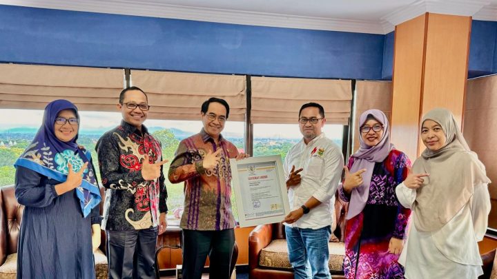 Rektor Prof Jamaluddin Jompa Apresiasi Capaian LSP UNHAS prof jamaluddin jompa