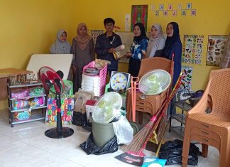 Guru Paud KB Al-Ikhlas Doakan Huadi Group Sukses Selalu