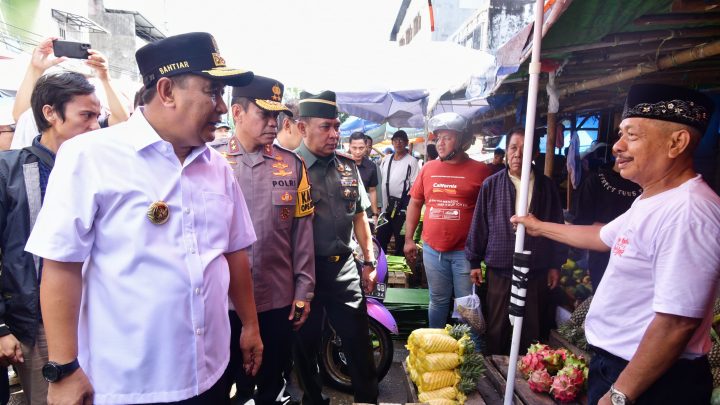 Pj Gubernur Sulsel Pastikan Harga Kebutuhan Pokok Tetap Terkendali Jelang Lebaran Pemprov Sulsel