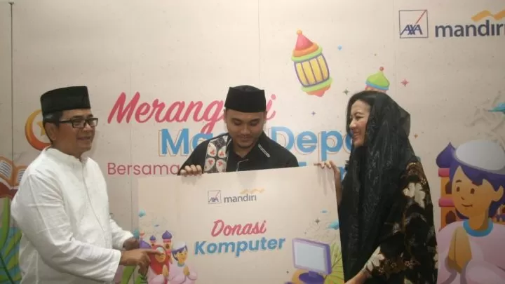 Berkah Ramadan: AXA Mandiri Sumbang PC dan Literasi Keuangan ke Pondok Pesantren Al-Washiyyah berkah ramadan