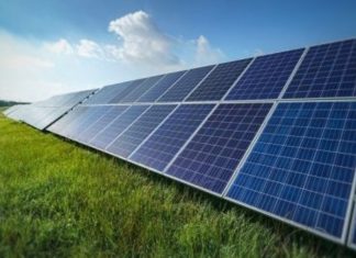 Pemkot Makassar Rencanakan Pemasangan Panel Surya di 265 Sekolah