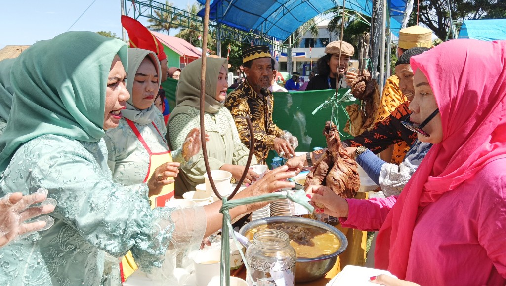 Peserta Festival Gantala Jarang Hari Jadi Ke-161 Jeneponto Membludak