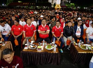 Pj Gubernur Sulsel Nobar Semi Final AFC U-23 Bersama Warga Parepare