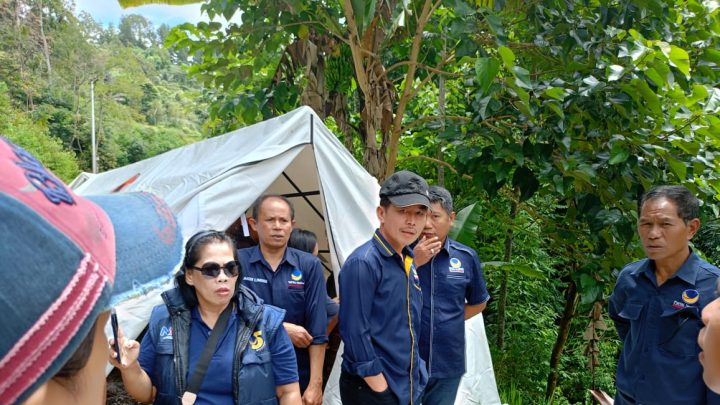 NasDem Tana Toraja Salurkan Bantuan ke Korban Tanah Longsor NasDem Tana Toraja