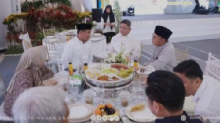 Sejumlah Anggota DPRD Makassar Hadiri Open House Wali Kota Danny Pomanto dprd makassar