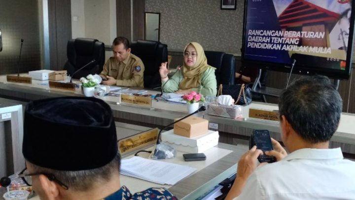Susun Naska Akademik Ranperda Pendidikan Akhlak Mulia, Vonny Libatkan Tokoh Lintas Agama dprd sulsel