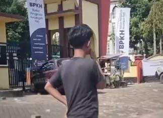 Pemuda Asrama Haji Sudiang Diduga Palak Pengantar Jemaah Rp30 Ribu