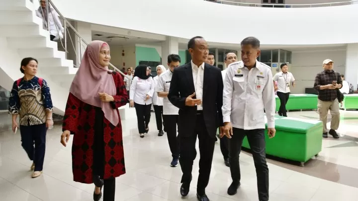Pj Gubernur Sulsel Tinjau Pelayanan RSKD Dadi, Andi Mappatoba: Mudah-Mudahan Fasilitas Semakin Baik Prof Zudan Arif Fakrulloh