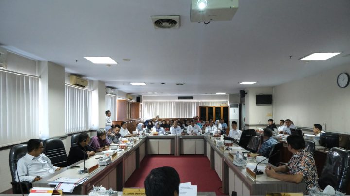 Serikat Pekerja Dilibatkan dalam Pembahasan Ranperda Perlindungan Tenaga Kerja di DPRD Sulsel DPRD Sulsel