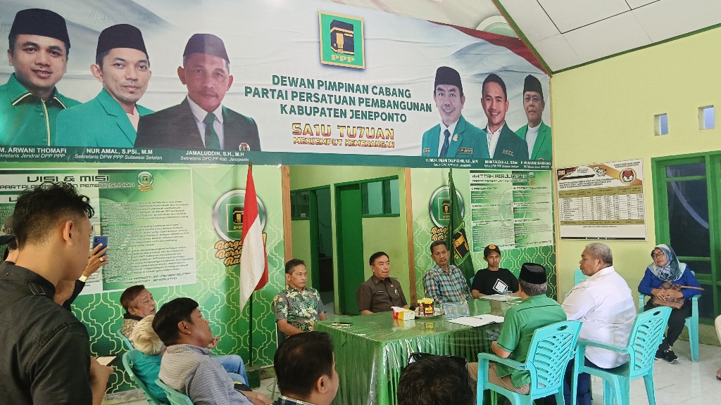 Syamsuddin Karlos Ambil Formulir Calon Bupati di DPC PPP dan Demokrat Jeneponto
