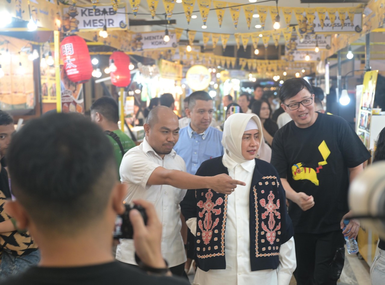 Indira Yusuf Ismail: MTF Market Minions Land Semakin Membranding Makassar Kota Makan Enak