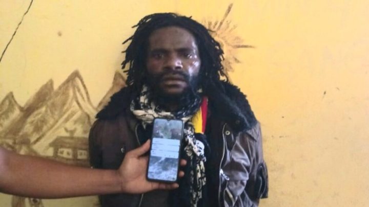 Satgas Damai Cartenz Berhasil Tangkap Pelaku Pembunuhan Danramil Aradide satgas damai cartenz