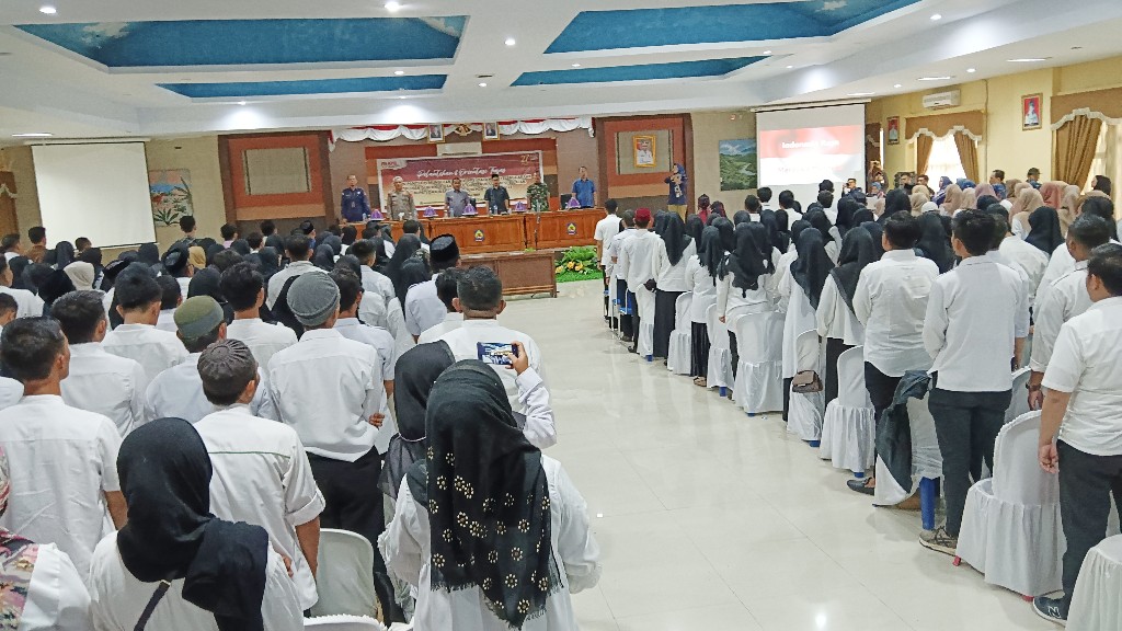 KPU Jeneponto Resmi Melantik 339 Anggota PPS, ini Pesan Pj Bupati