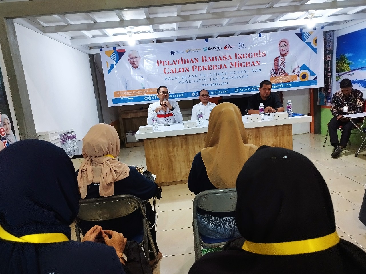 Siapkan Calon Pekerja Migran Indonesia Kompeten, BBPVP, BP2MI dan Timuraya Jaya Lestari Beri Pelatihan Bahasa Inggris