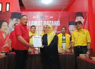 Erna Rasyid Maju di Pilwalkot Parepare 2024, Taufan Pawe: Pilih Pemimpin Jangan Coba-Coba
